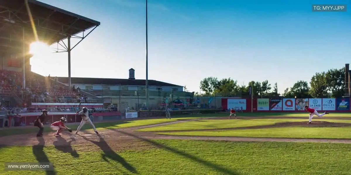 👕 限量周边,穿上它,你就是赛场最靓的崽!